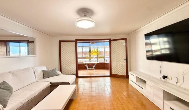 3 sypialnia Apartament na kwatery wakacyjne w Playa del Acequión, Torrevieja z basenem garażem - 1 000 € (Ref: 10153824)