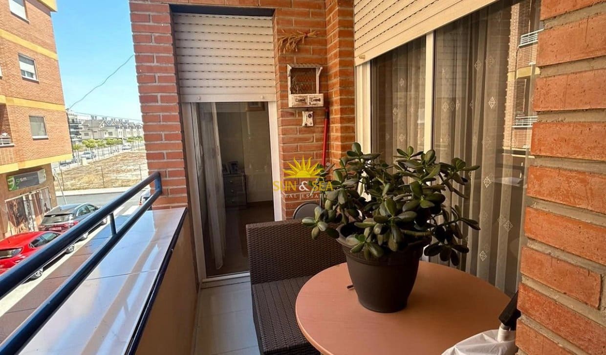 3 bedroom Apartment for rent in Cabezo de Torres with garage - € 900 (Ref: 10154113)
