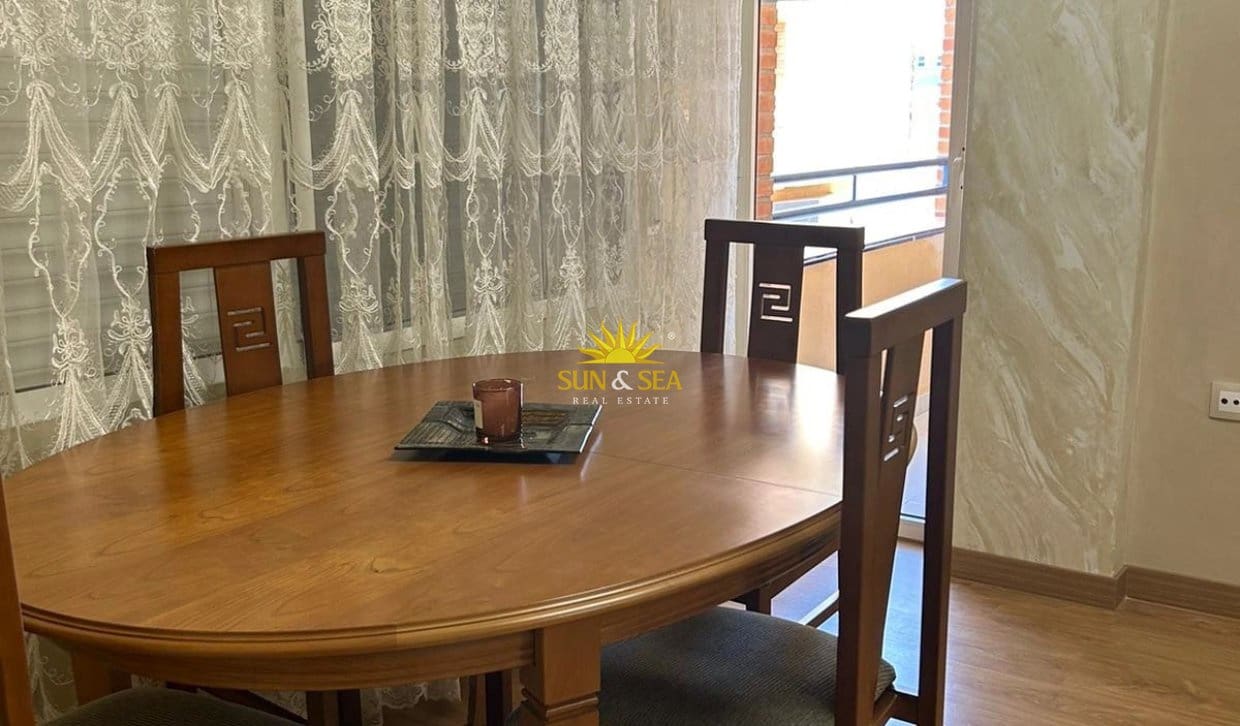 3 bedroom Apartment for rent in Cabezo de Torres with garage - € 900 (Ref: 10154113)