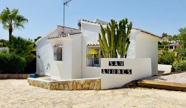3 soverom Villa til leie i Centro, Torrevieja med svømmebasseng garasje - € 1 600 (Ref: 10154114)