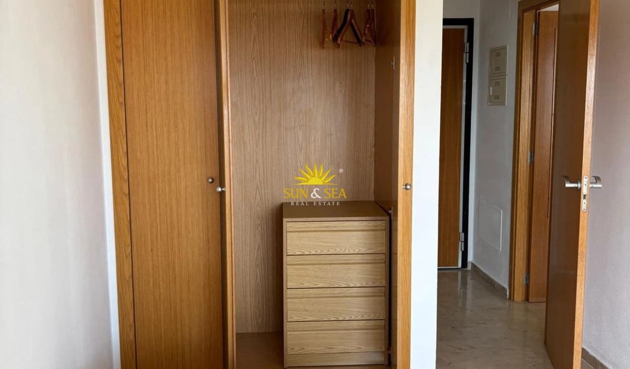2 slaapkamer Appartement te huur in Benidorm met zwembad garage - € 1.400 (Ref: 10154238)