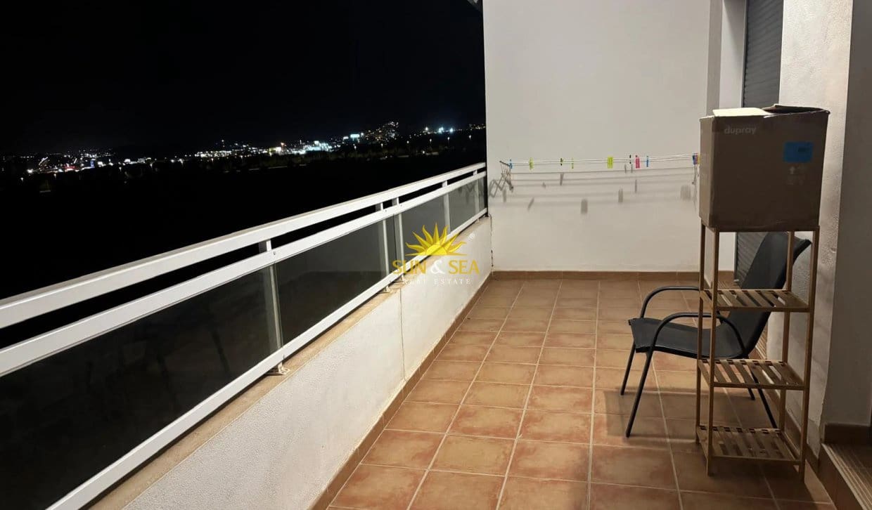 2 slaapkamer Appartement te huur in Benidorm met zwembad garage - € 1.400 (Ref: 10154238)