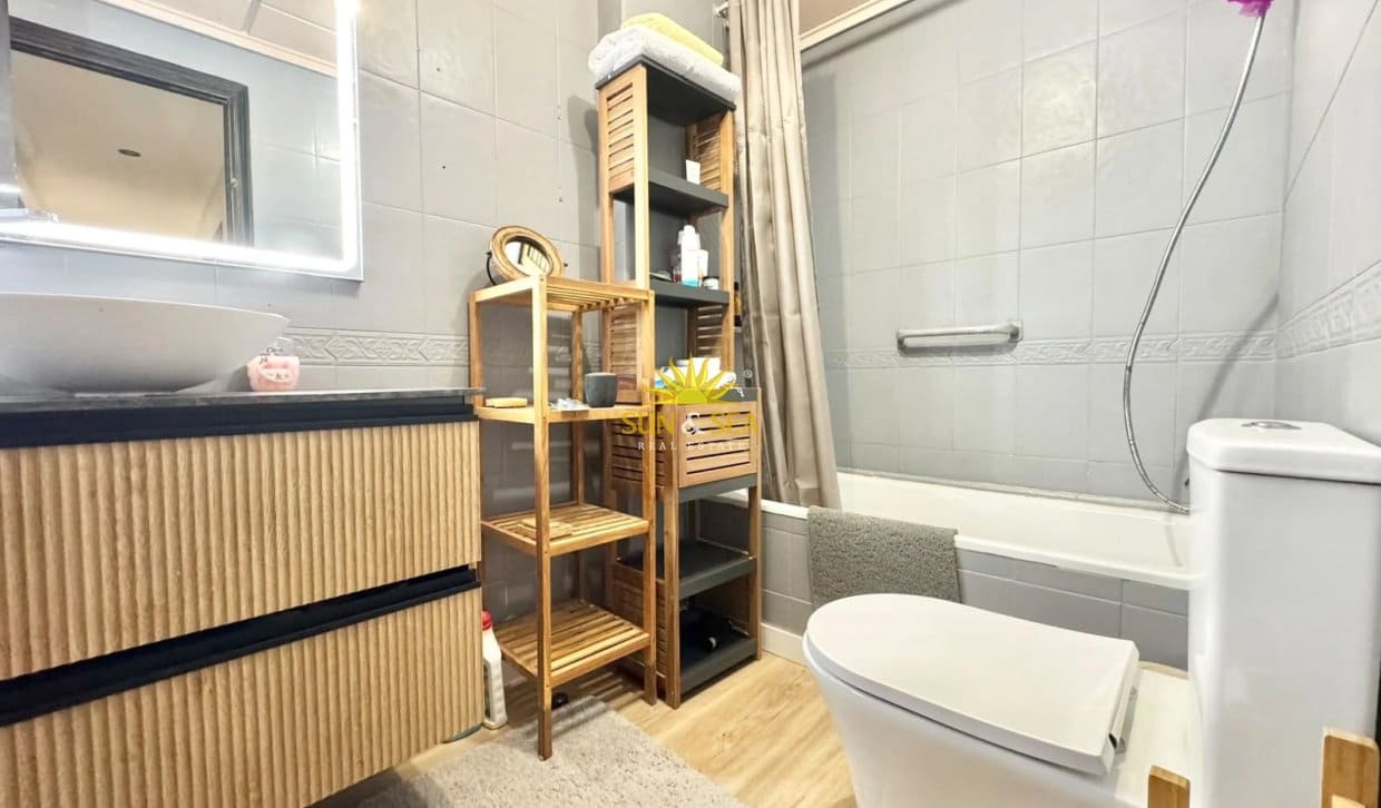 3 camera da letto Appartamento da affittare in Guardamar del Segura con garage - 1.050 € (Rif: 10154337)
