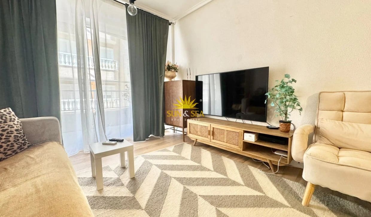 3 camera da letto Appartamento da affittare in Guardamar del Segura con garage - 1.050 € (Rif: 10154337)