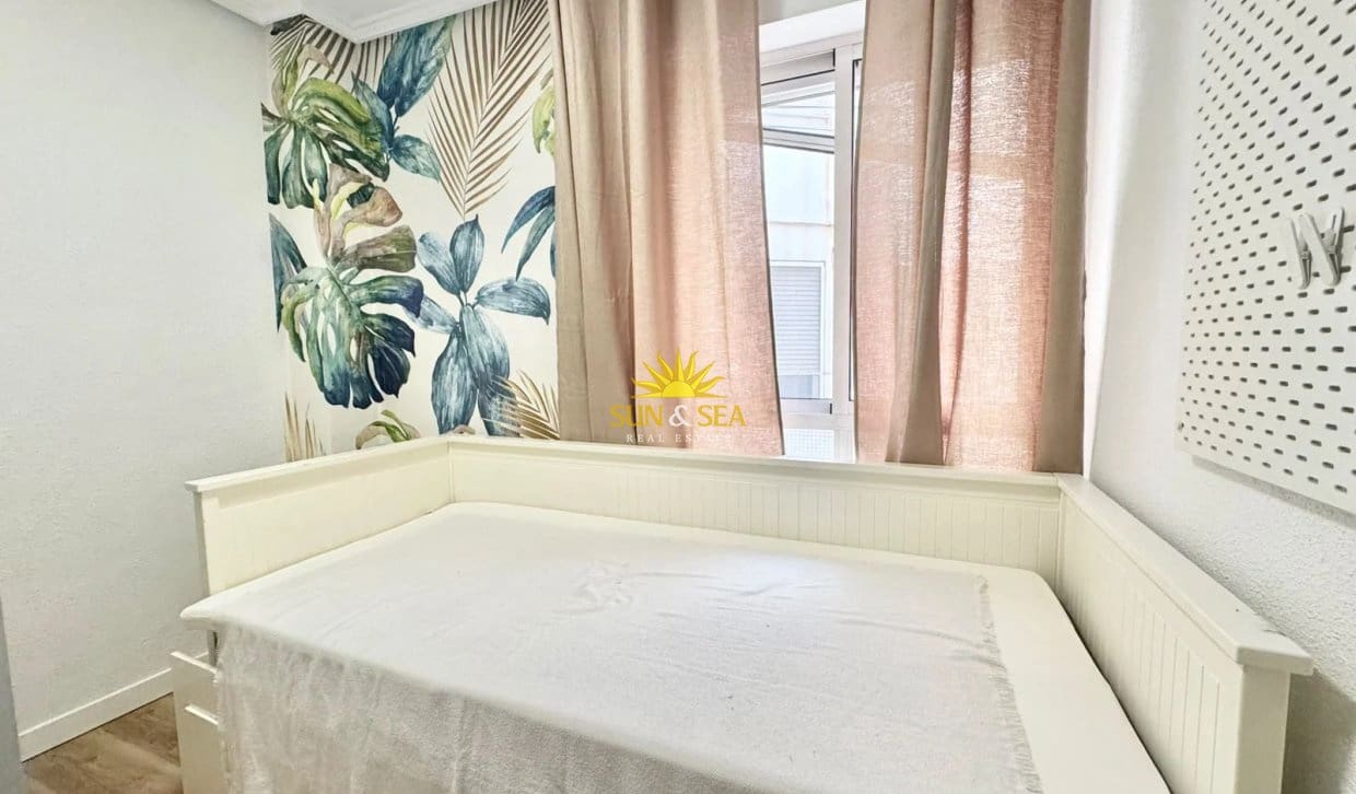 3 camera da letto Appartamento da affittare in Guardamar del Segura con garage - 1.050 € (Rif: 10154337)