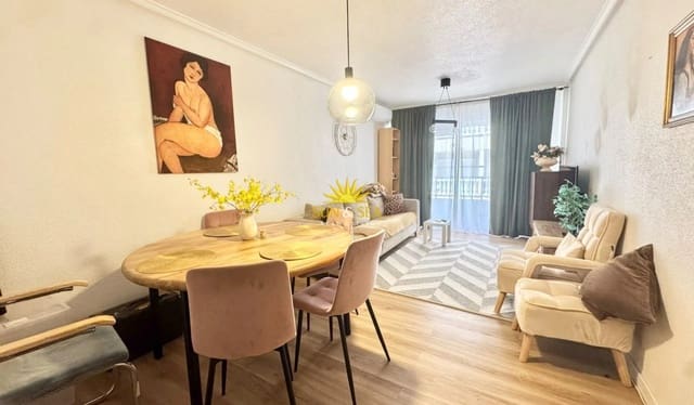 3 camera da letto Appartamento da affittare in Zona Pueblo, Guardamar del Segura con garage - 1.050 € (Rif: 10154337)