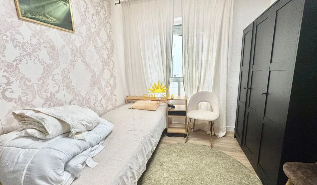 3 camera da letto Appartamento da affittare in Guardamar del Segura con garage - 1.050 € (Rif: 10154337)