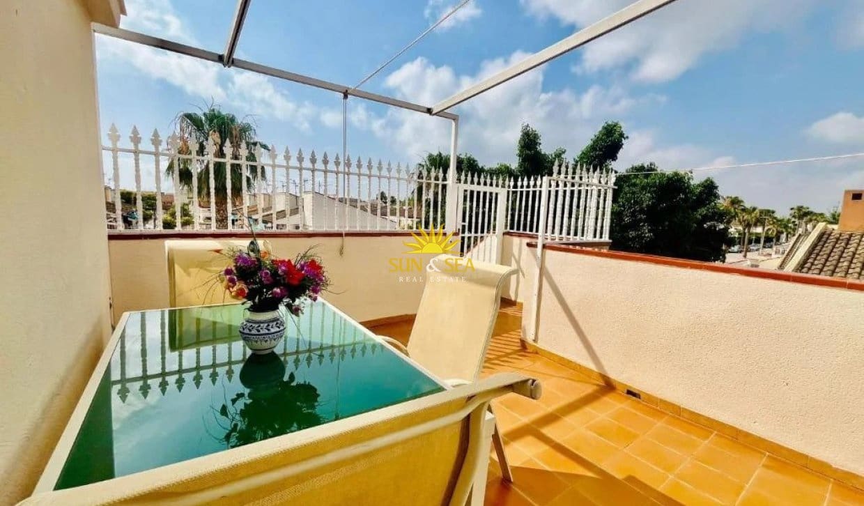 Apartamento de 1 habitación en Los Alcázares en alquiler con garaje - 650 € (Ref: 10154339)
