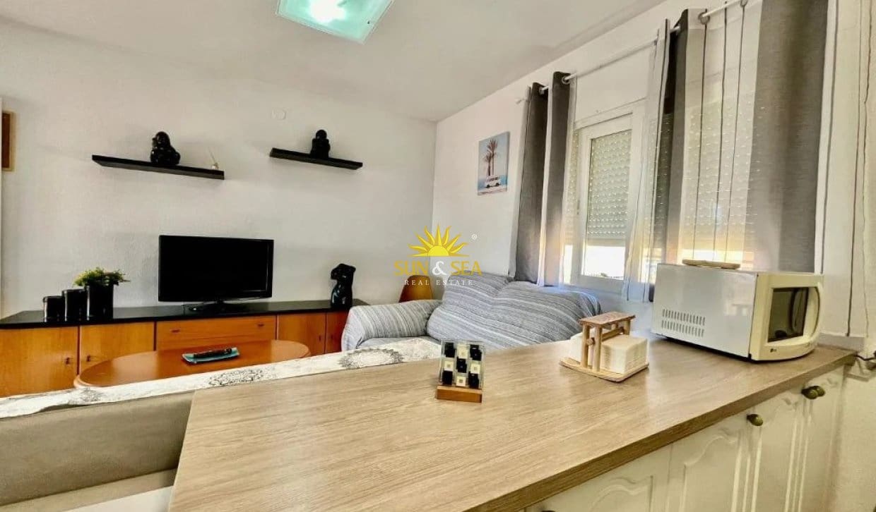 Apartamento de 1 habitación en Los Alcázares en alquiler con garaje - 650 € (Ref: 10154339)
