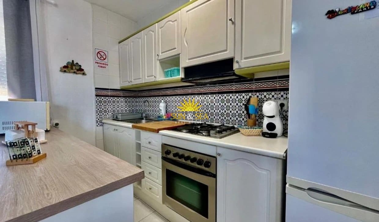 Apartamento de 1 habitación en Los Alcázares en alquiler con garaje - 650 € (Ref: 10154339)