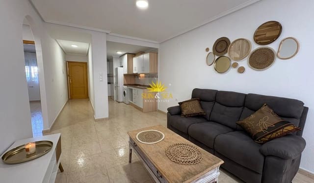 2 quarto Apartamento para arrendar em San Miguel de Salinas com piscina garagem - 800 € (Ref: 10155565)