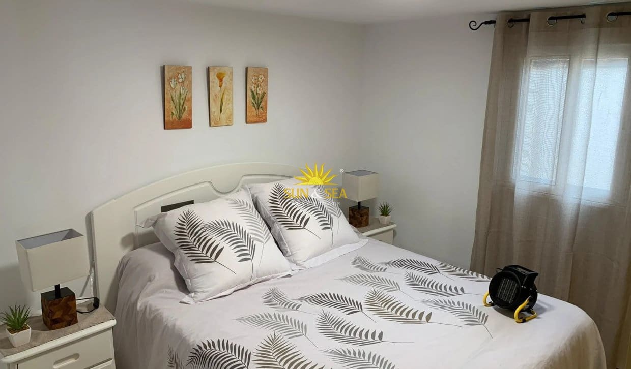 2 bedroom Townhouse for rent in Playa de San Juan with pool garage - € 1,300 (Ref: 10156179)