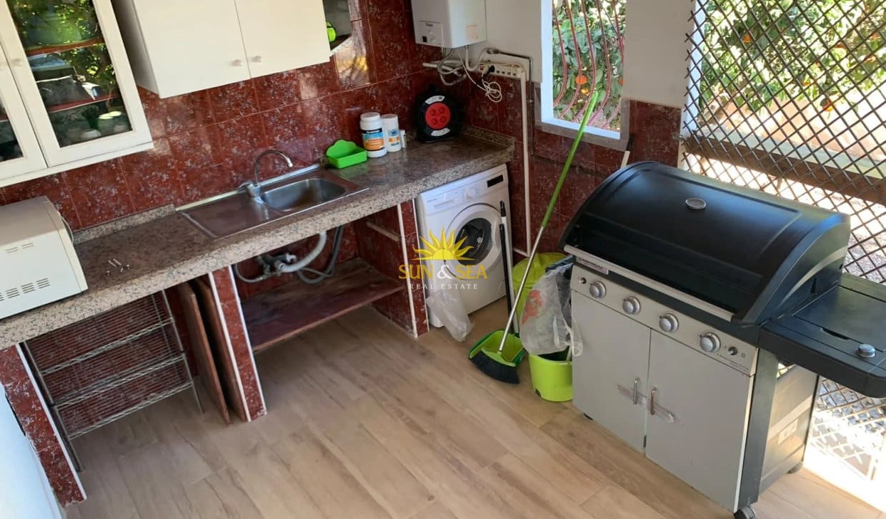 2 bedroom Townhouse for rent in Playa de San Juan with pool garage - € 1,300 (Ref: 10156179)