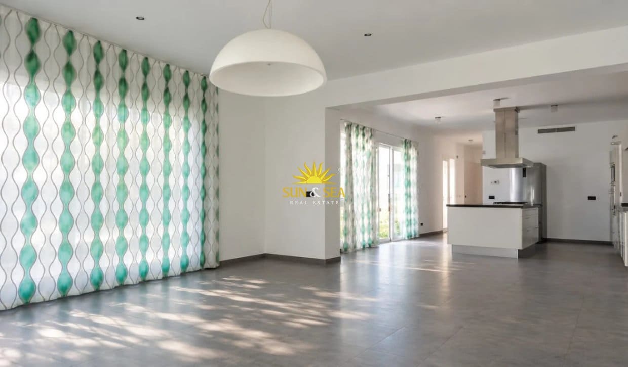 Maison de Ville de 4 chambres à louer à Altea avec piscine garage - 3 750 € (Ref: 10156180)
