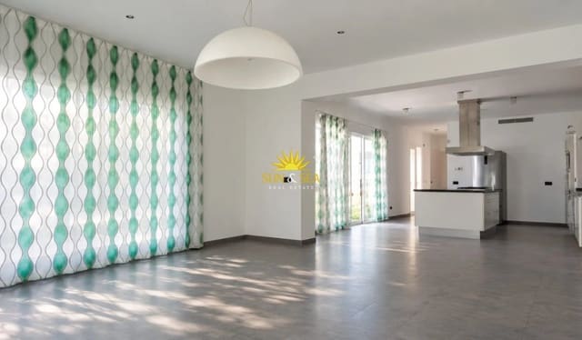 Maison de Ville de 4 chambres à louer à Altea avec piscine garage - 3 750 € (Ref: 10156180)