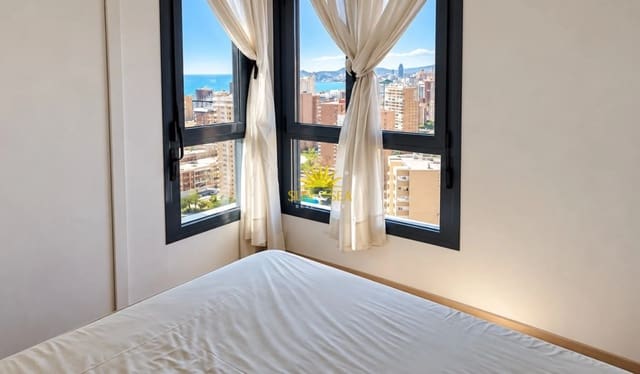 1 quarto Apartamento para arrendar em Rincón Bajo, Benidorm com piscina garagem - 1 100 € (Ref: 10156943)