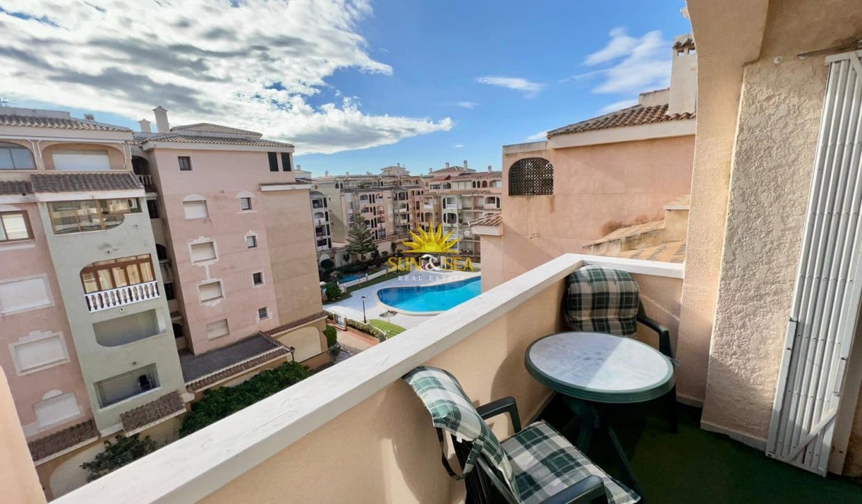 1 makuuhuone Kattohuoneisto myytävänä paikassa Torrevieja mukana uima-altaan - 145 000 € (Ref: 10158122)