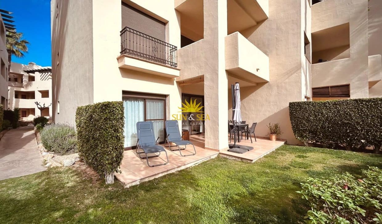 2 bedroom Apartment for holiday rental in Roda with pool garage - € 1,300 (Ref: 10158343)