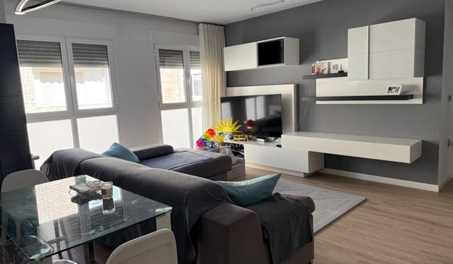 3 sovrum Lägenhet att hyra i Los Montesinos - 800 € (Ref: 10158573)