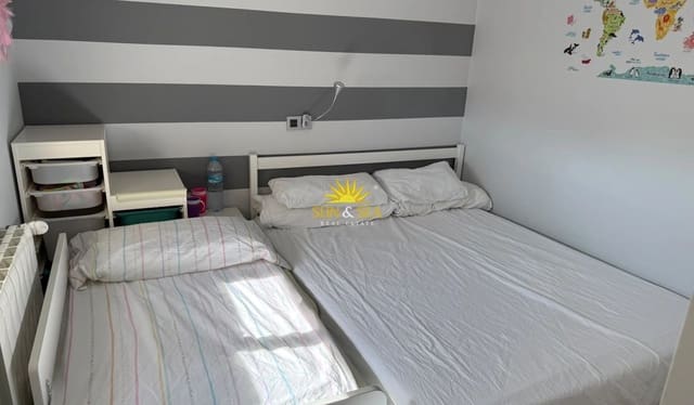 3 sovrum Lägenhet att hyra i Los Montesinos - 800 € (Ref: 10158573)