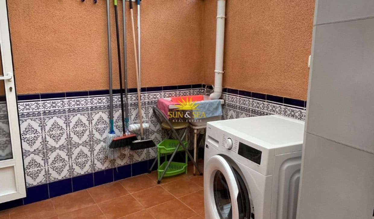 Casa de 4 habitaciones en San Pedro del Pinatar en alquiler - 1.000 € (Ref: 10159980)