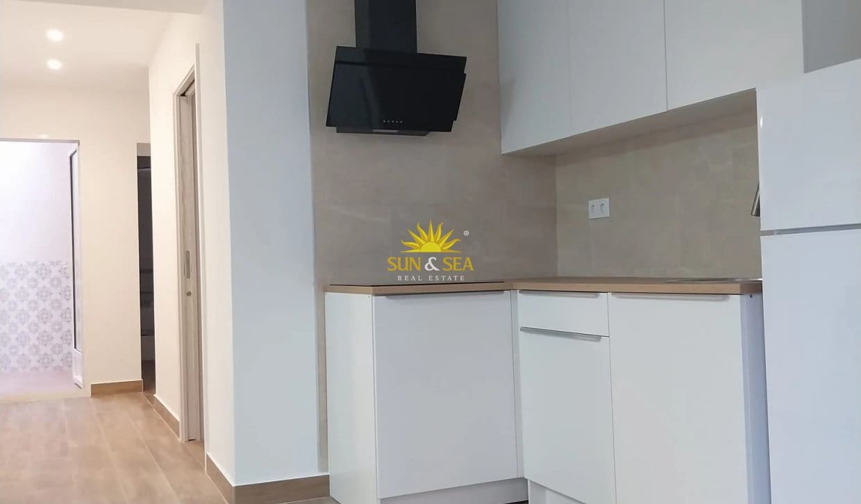 2 bedroom Apartment for rent in Guardamar del Segura - € 900 (Ref: 10163372)