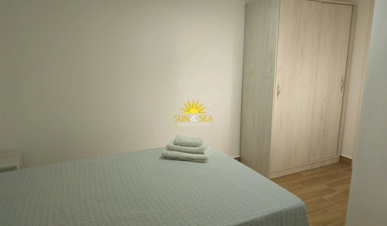 2 bedroom Apartment for rent in Guardamar del Segura - € 900 (Ref: 10163372)