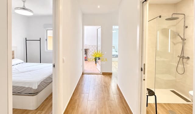 2 Zimmer Apartment zu vermieten in Zona Pueblo, Guardamar del Segura - 900 € (Ref: 10163372)