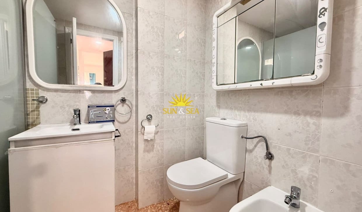 2 makuuhuone Huoneisto vuokrattavana paikassa Benidorm mukana uima-altaan 
autotalli - 1 250 € (Ref: 10163634)