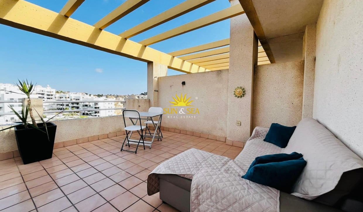 2 bedroom Apartment for sale in Orihuela Costa - € 135,000 (Ref: 10163635)