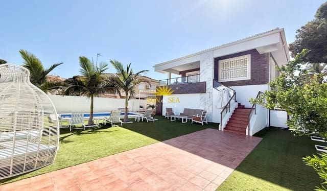 Chalet de 4 habitaciones en La Zenia, Orihuela en alquiler con piscina - 2.900 € (Ref: 10165456)