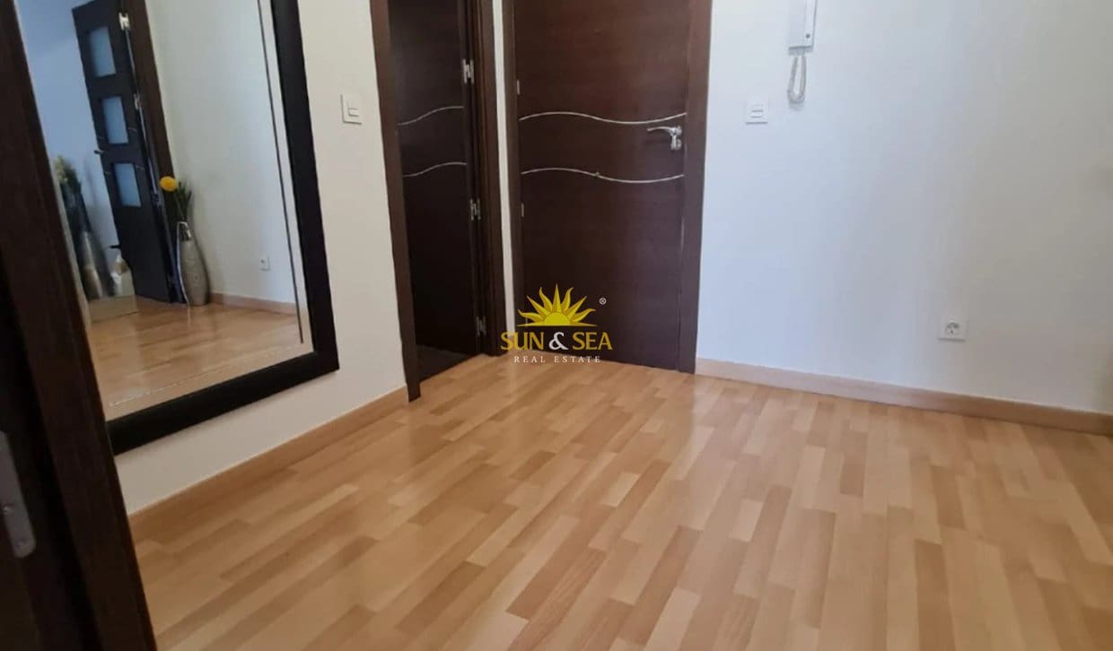 1 makuuhuone Huoneisto vuokrattavana paikassa Alicante kaupunki mukana 
autotalli - 960 € (Ref: 10165575)