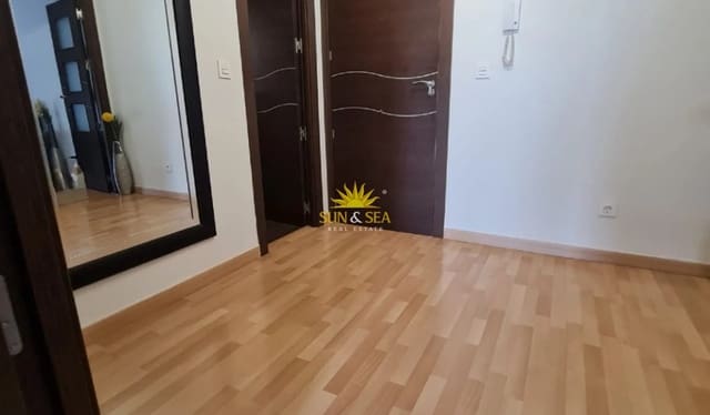 1 makuuhuone Huoneisto vuokrattavana paikassa Benalúa, Alicante kaupunki mukana 
autotalli - 960 € (Ref: 10165575)
