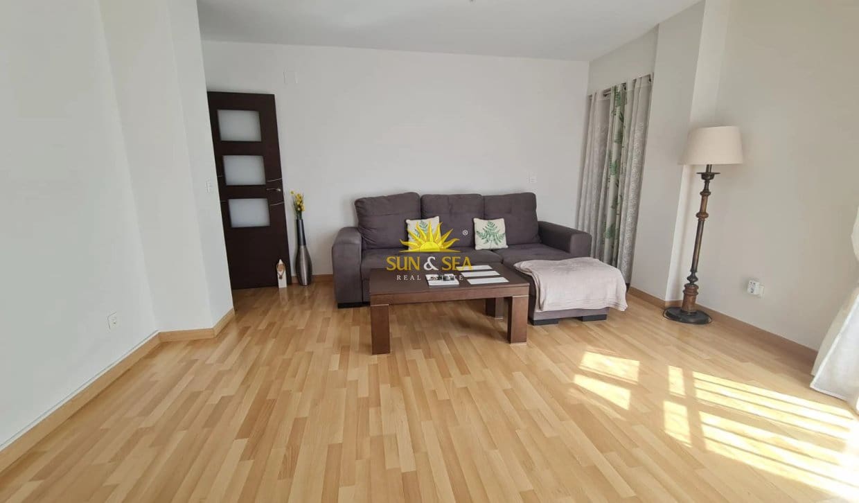 1 makuuhuone Huoneisto vuokrattavana paikassa Alicante kaupunki mukana 
autotalli - 960 € (Ref: 10165575)