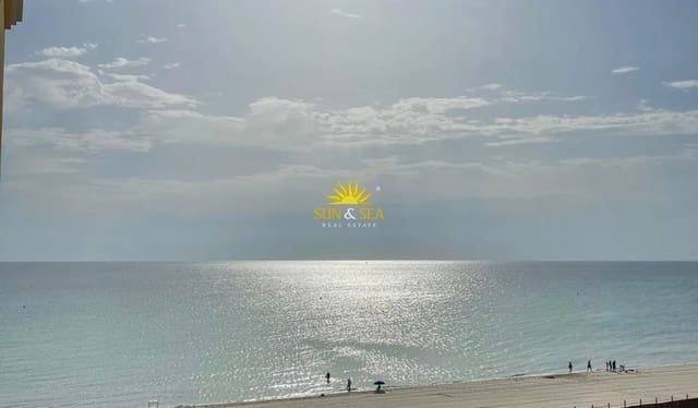 2 quarto Apartamento para arrendar em La Manga del Mar Menor com piscina garagem - 1 000 € (Ref: 10165576)