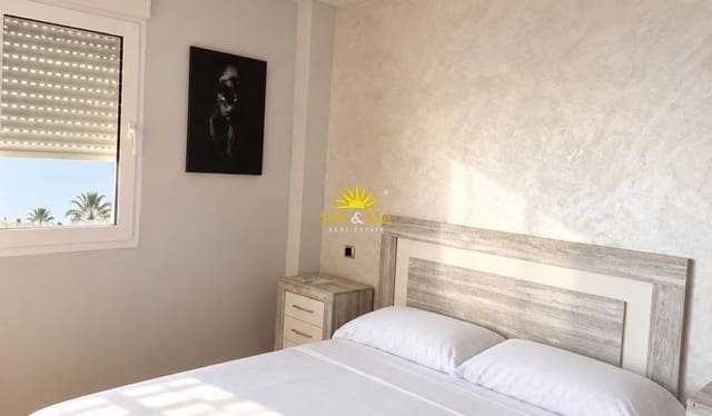2 quarto Apartamento para arrendar em La Manga del Mar Menor com piscina garagem - 1 000 € (Ref: 10165576)