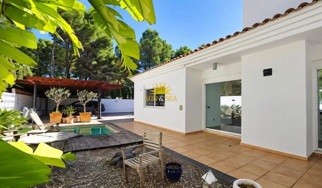 4 soveværelse Villa til salg i Altea med swimmingpool garage - € 1.450.000 (Ref: 10166953)