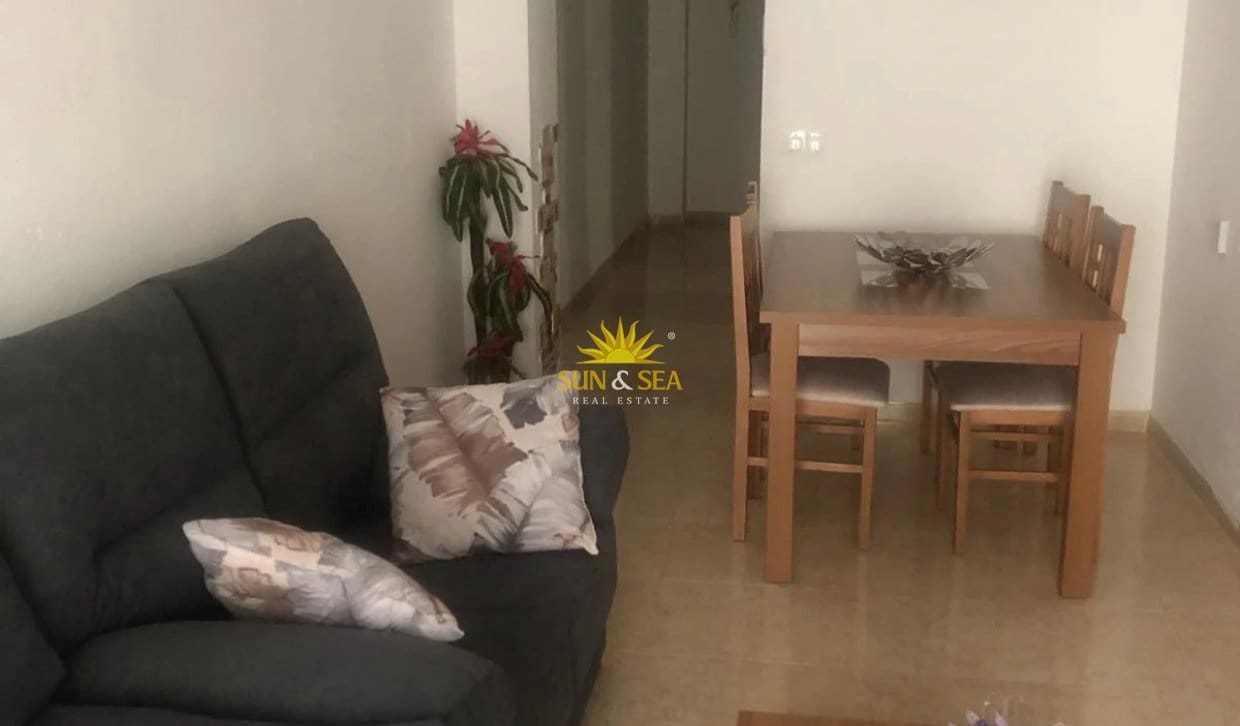2 sypialnia Apartament do wynajęcia w Torrevieja z basenem - 850 € (Ref: 10167113)