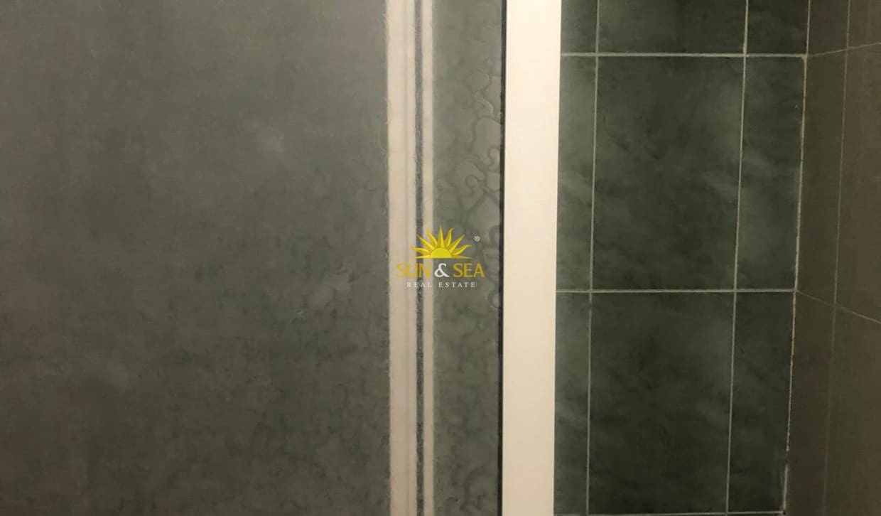 2 sypialnia Apartament do wynajęcia w Torrevieja z basenem - 850 € (Ref: 10167113)