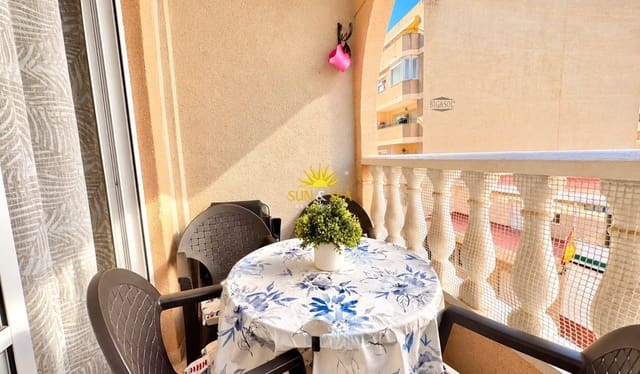 2 soveværelse Lejlighed til leje i El Molino, Torrevieja med swimmingpool - € 850 (Ref: 10167113)