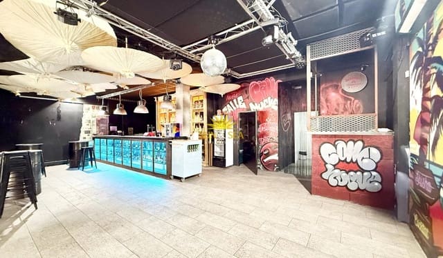 1 soveværelse Erhverv til salg i Centro, Torrevieja - € 650.000 (Ref: 10167446)