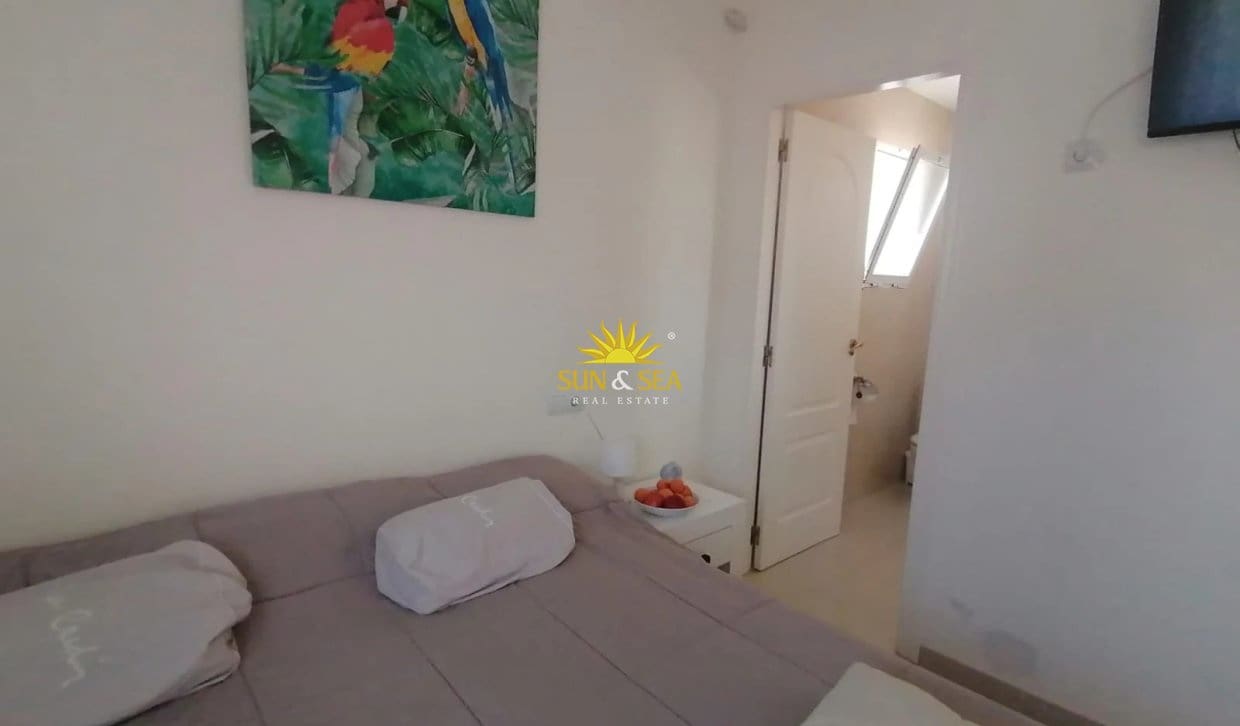 2 bedroom Villa for rent in El Campello with pool garage - € 2,400 (Ref: 10167542)
