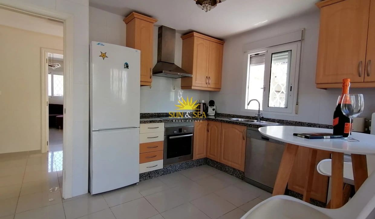 2 bedroom Villa for rent in El Campello with pool garage - € 2,400 (Ref: 10167542)