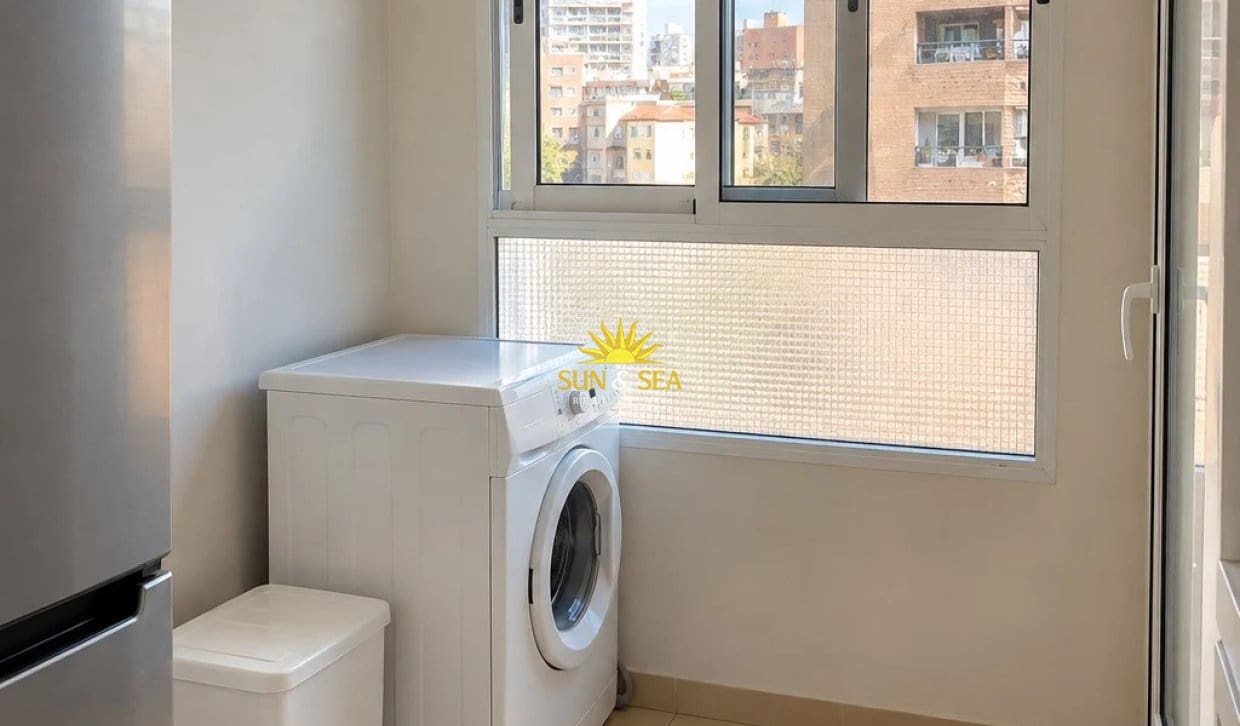3 camera da letto Appartamento da affittare in Alicante citta con piscina garage - 1.450 € (Rif: 10169037)