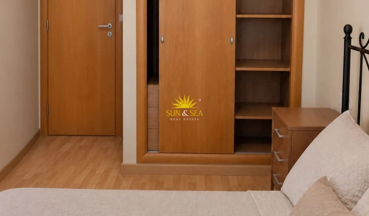 3 camera da letto Appartamento da affittare in Alicante citta con piscina garage - 1.450 € (Rif: 10169037)