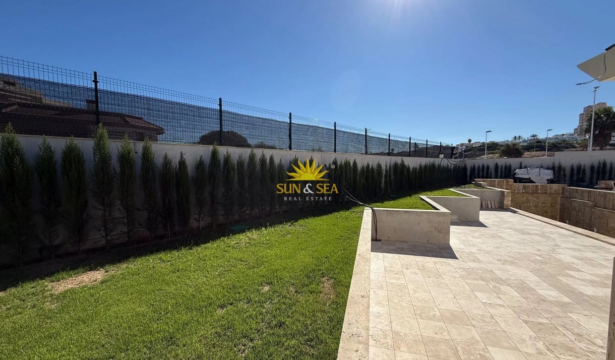 6 bedroom Villa for sale in La Mata with pool garage - € 4,700,000 (Ref: 10169038)