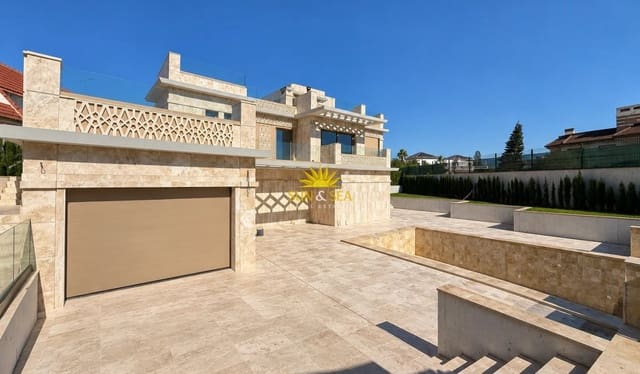 Chalet de 6 habitaciones en Cañada del Molino, Torrevieja en venta con piscina garaje - 4.700.000 € (Ref: 10169038)