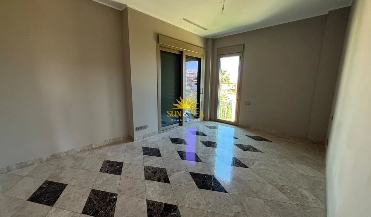 6 bedroom Villa for sale in La Mata with pool garage - € 4,700,000 (Ref: 10169038)