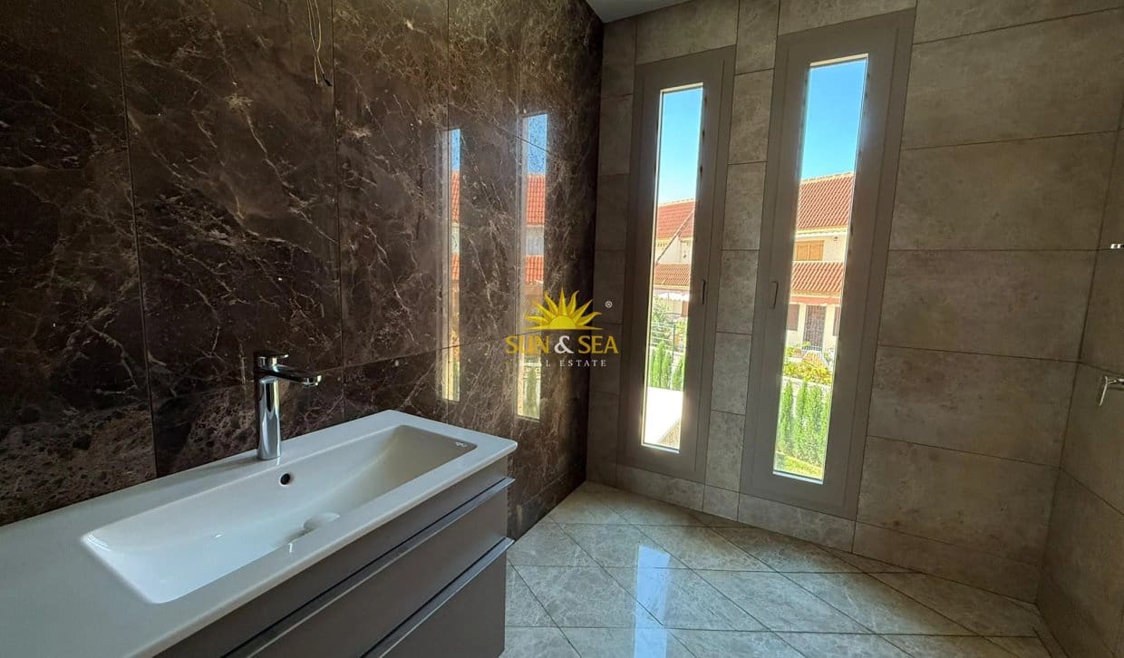 6 bedroom Villa for sale in La Mata with pool garage - € 4,700,000 (Ref: 10169038)