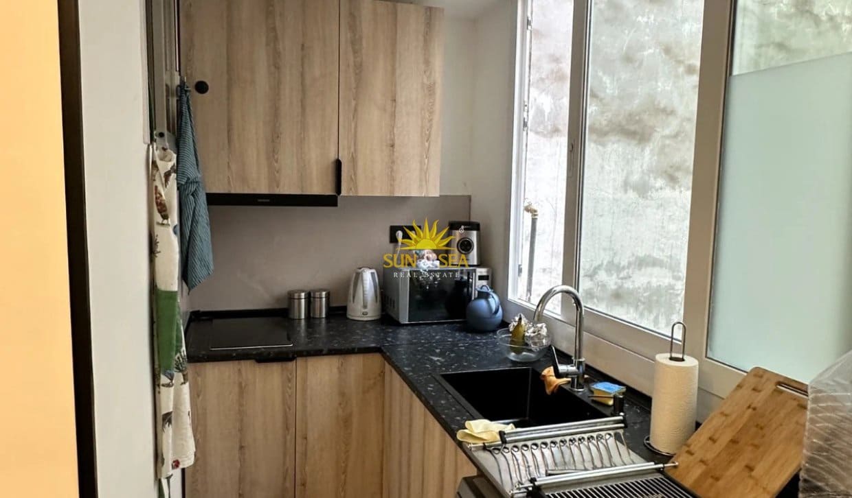 1 Zimmer Studio zu vermieten in Alicante / Alacant Stadt mit Garage - 885 € (Ref: 10169335)